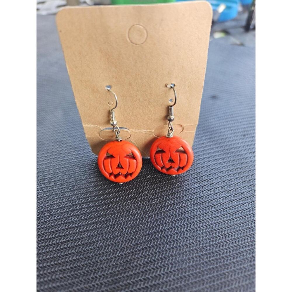 Happy halloween earrings pumpkins made
